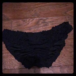 Black ruffle edge low rise Bikini bottom